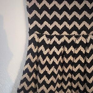 HOLIDAY PARTY DRESS. SMALL*Black & Gold, Mini, Cinched Waist